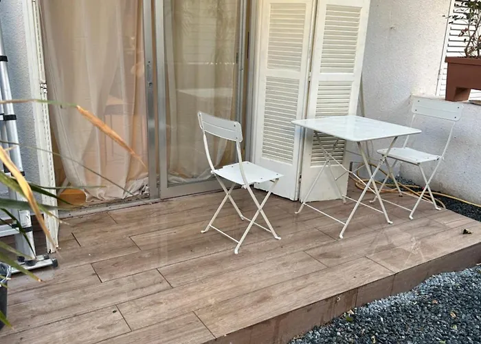 Daire Neo Classical *